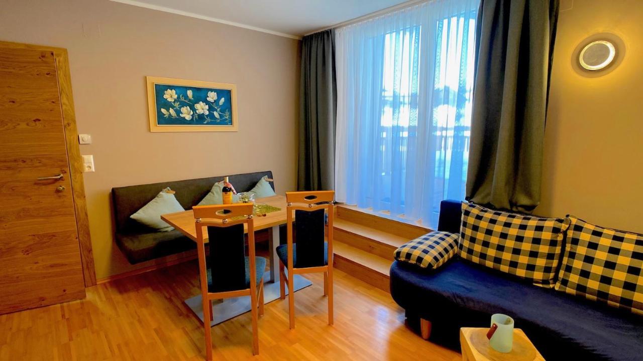 Erdhaeuser Und Apartments Mit Seeblick Und Alleinlage Weissensee Exterior photo